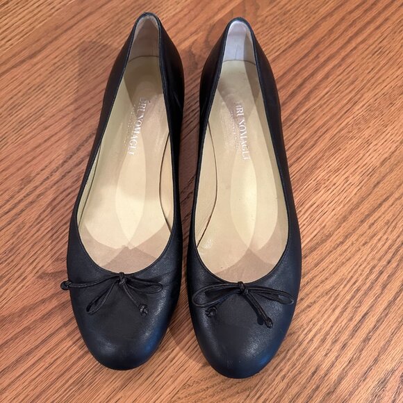 Bruno Magli Shoes - Bruno Magli Bow Flats